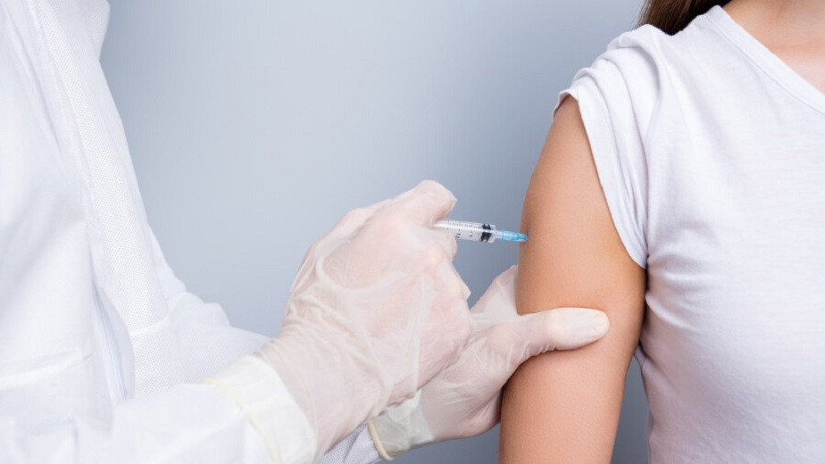 COVID-19: Алматыда бір тәулікте 4 764 адам вакцина алды