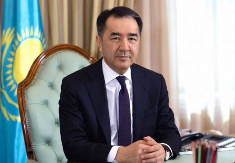 Б. Сагинтаев поздравил медицинскую общественность Алматы с профессиональным праздником