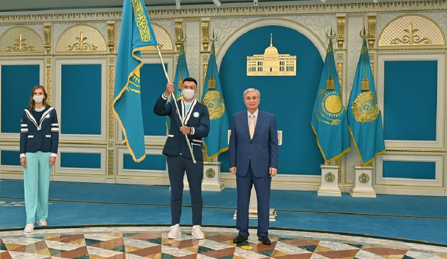 Проводы в Токио: Касым-Жомарт Токаев встретился с олимпийской сборной Казахстана