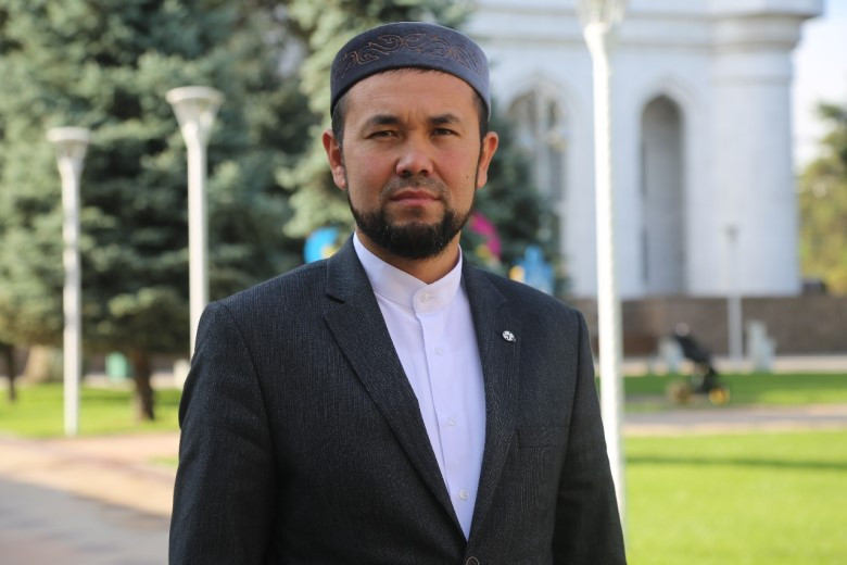 Соблюдать карантинные меры во время Курбан айта призвал наиб имам Центральной мечети Алматы