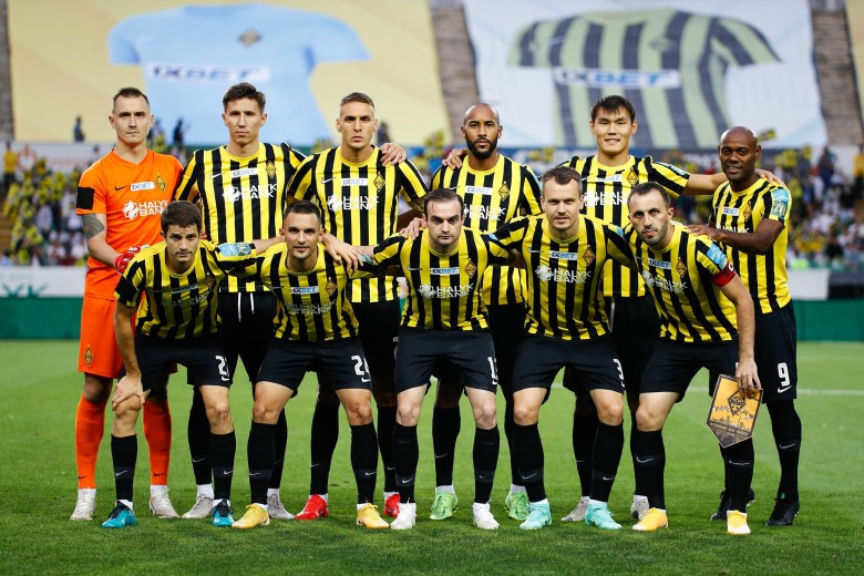 Алматинский «Кайрат» победил чемпионов Сербии на Центральном стадионе
