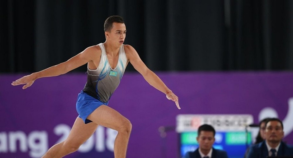 Претендент на медали: гимнаст из Алматы пробился в три финала Олимпиады