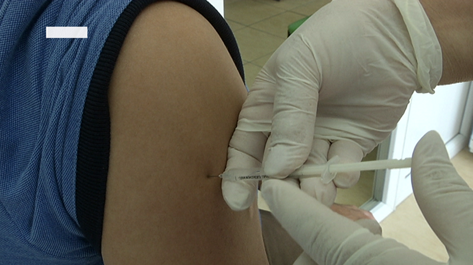 Число вакцинированных алматинцев приближается к 700 000