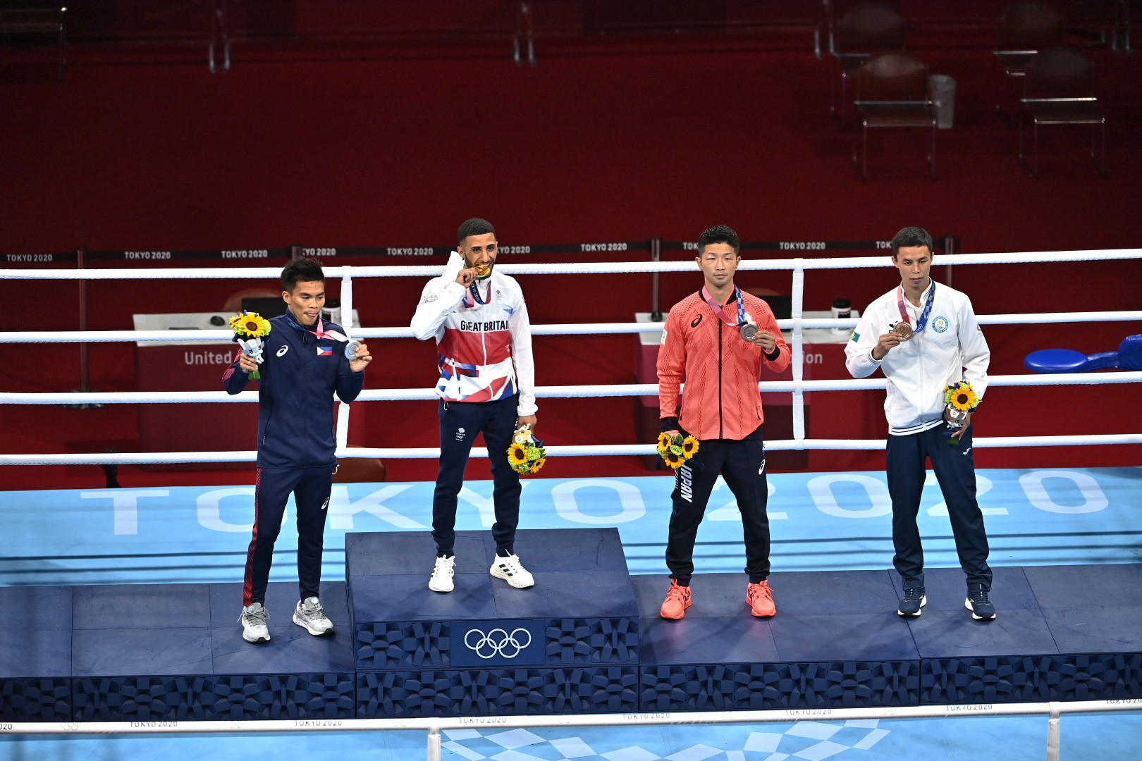 Боксшы Сәкен Бибосынов Токио Олимпиадасының қола медалін алды