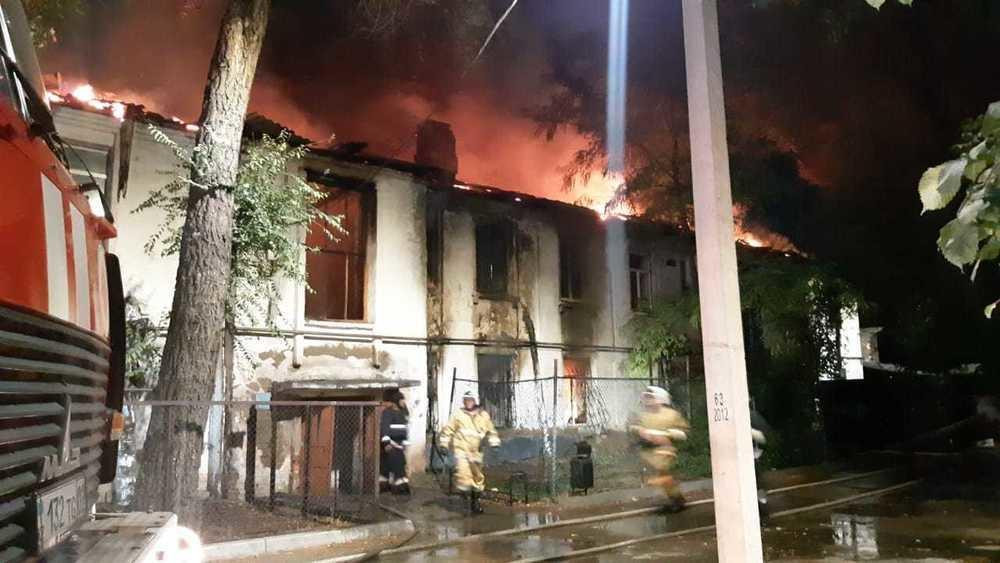 Б. Сагинтаев поручил установить причины пожара в жилом доме Жетысуского района