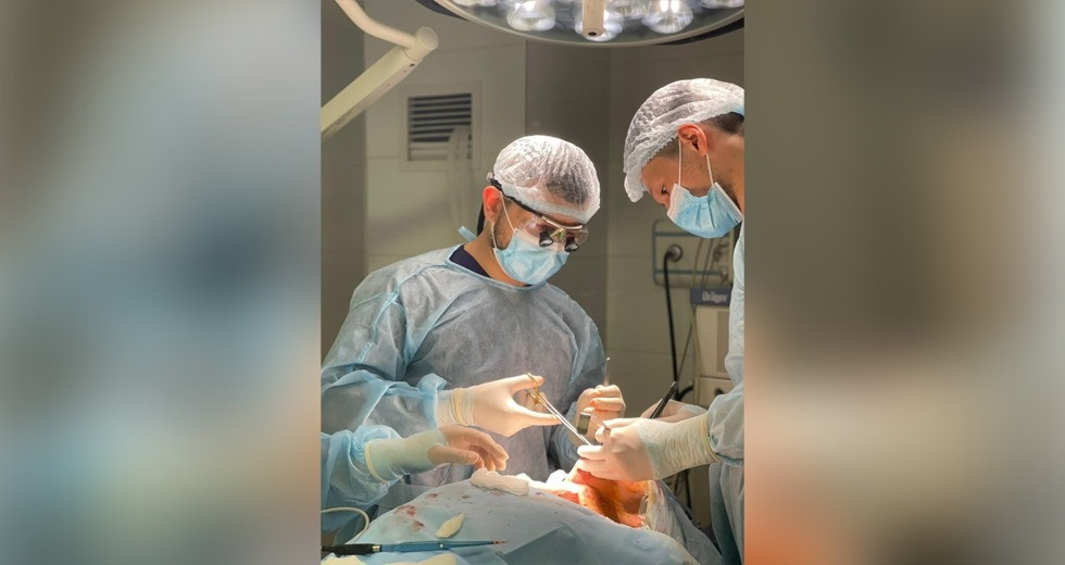 Алматинские врачи спасли жизнь 44-летней жительнице с запущенной формой рака 