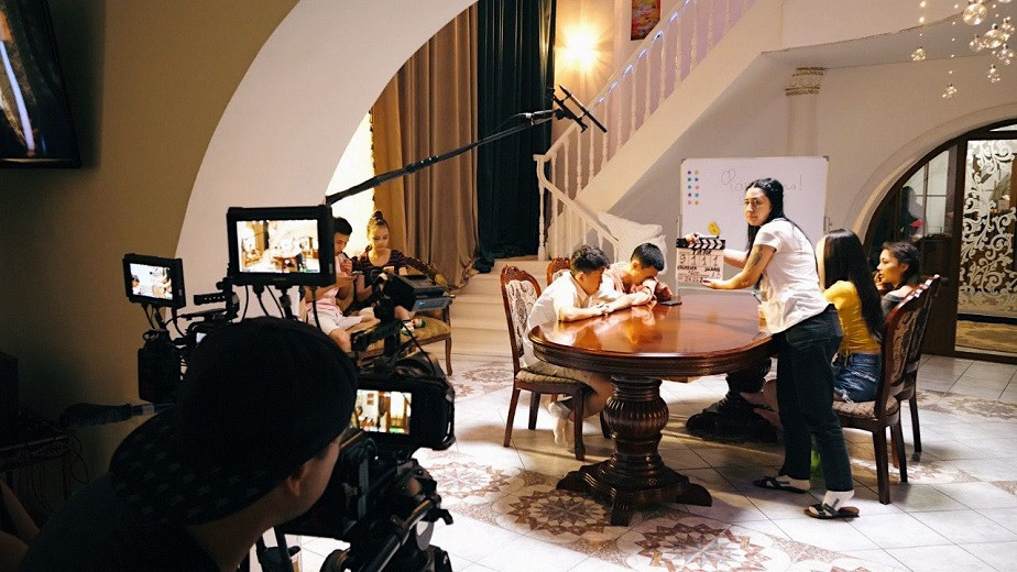 Зажигательная премьера на Almaty TV: зрители впервые увидят сериал TikTok House