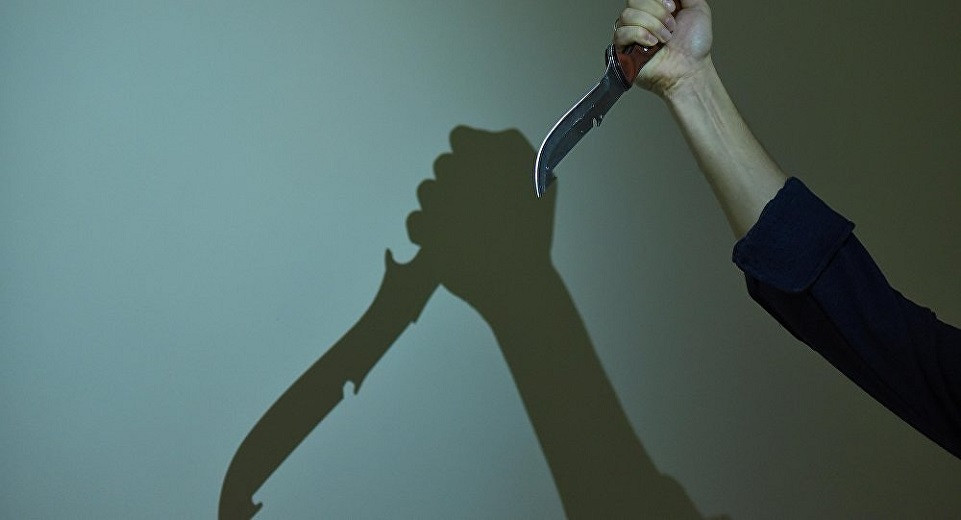 Подросток ударил отца ножом в Павлодаре: подробности инцидента