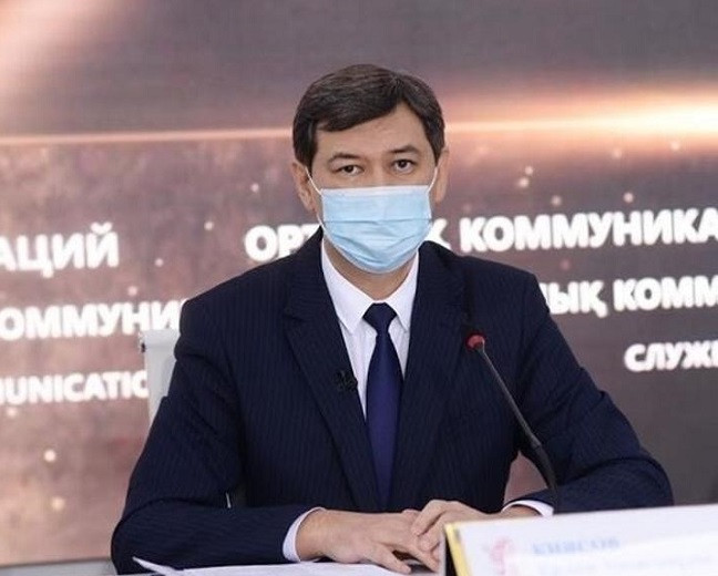 Внедрение «Ashyq» и 100% вакцинация педагогов и студентов: новое постановление Главного санврача Казахстана