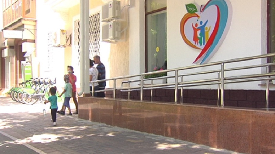 Алматинские центры "Бақытты отбасы" ежедневно посещают свыше 700 горожан