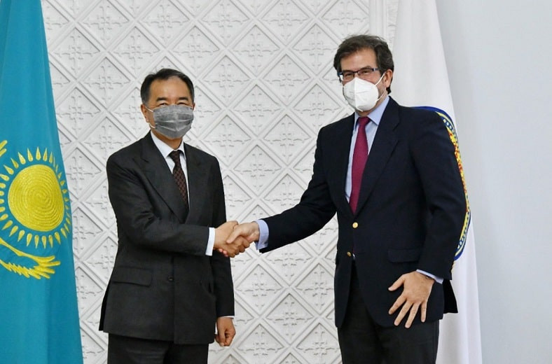 Аким Алматы провел встречу с  Чрезвычайным и Полномочным Послом Испании в Казахстане