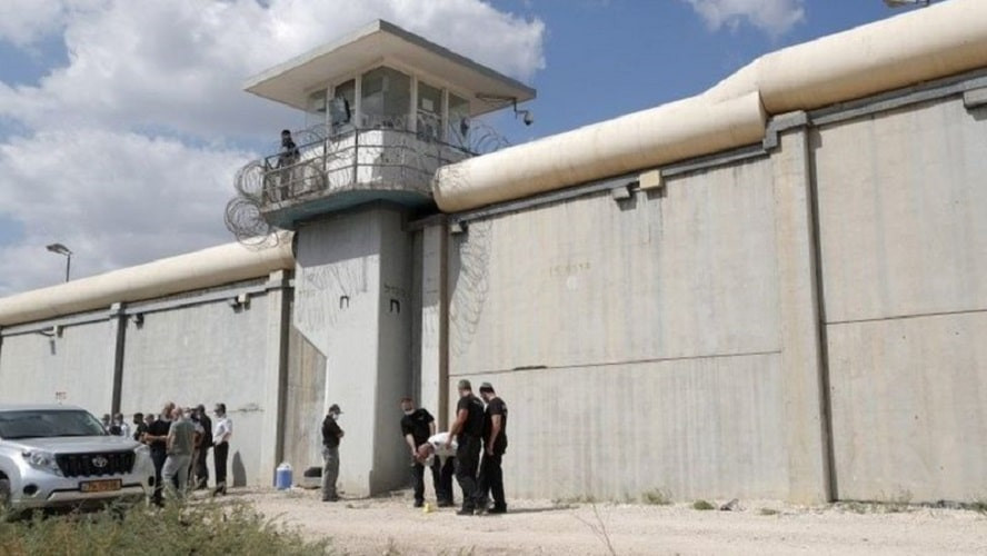 Как в кино: 6 заключенных сбежали из хорошо охраняемой тюрьмы "Гильбоа"