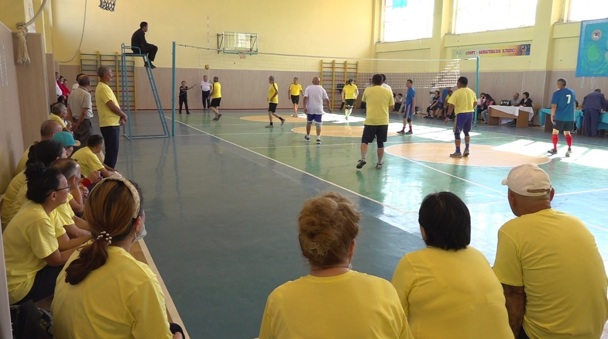 В Алматы состоялся турнир по волейболу в честь 35-летия декабрьских событий и 30-летия Независимости РК