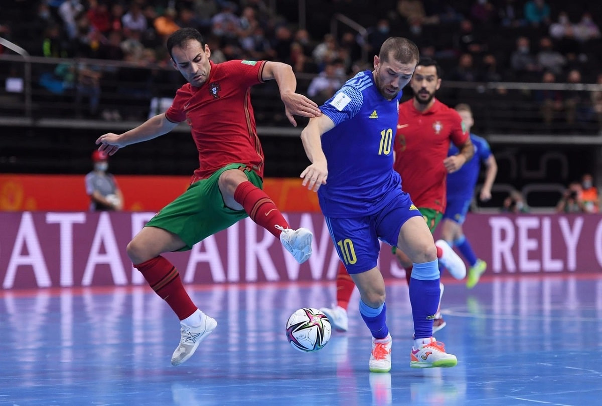Все решили пенальти: Казахстан проиграл Португалии в полуфинале ЧМ по футзалу