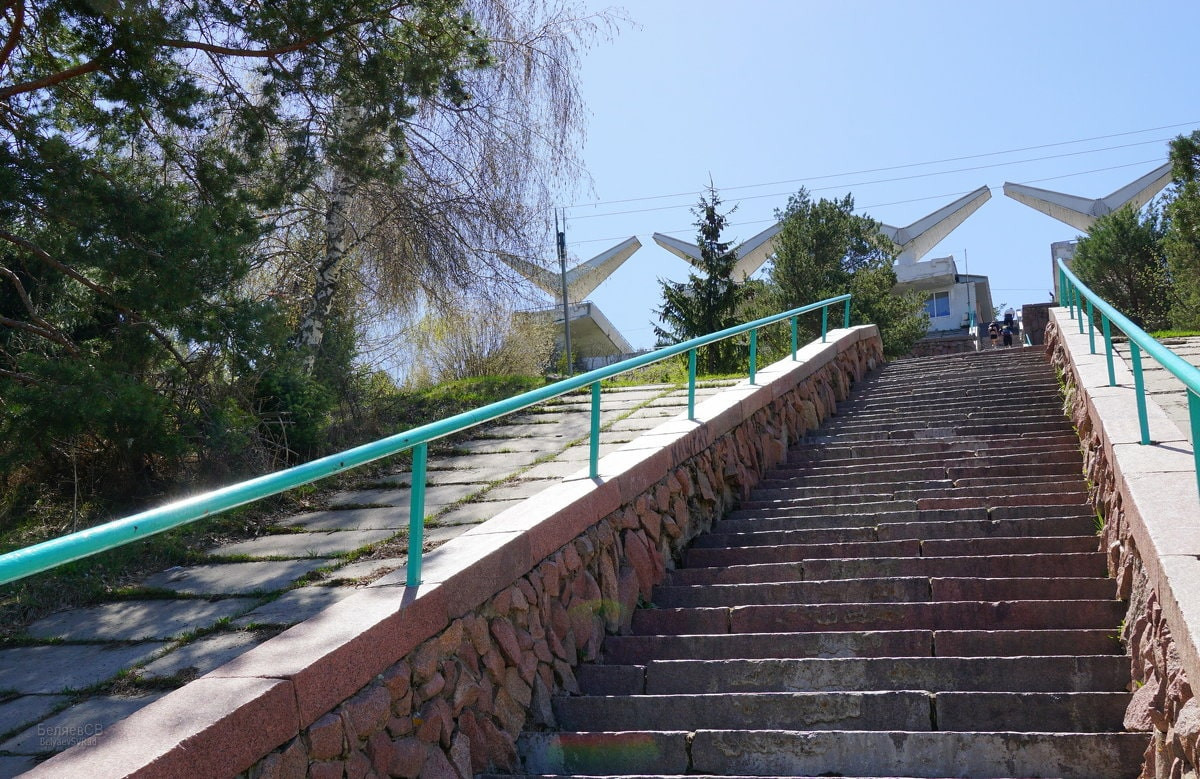 Рекордный забег по "лестнице здоровья" на Медеу совершили двое алматинцев