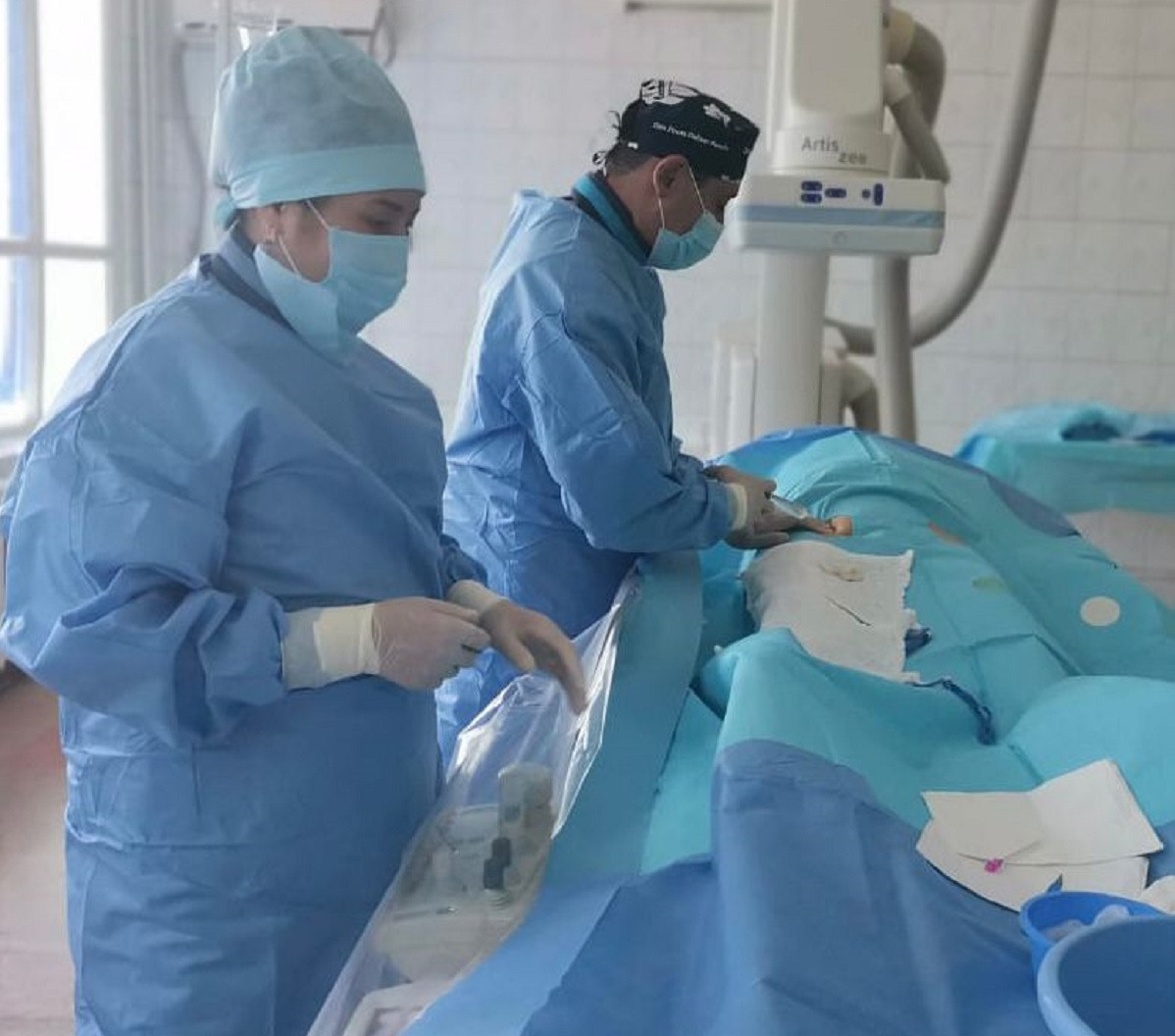 Врачи Алматы спасли ногу пациента от ампутации 