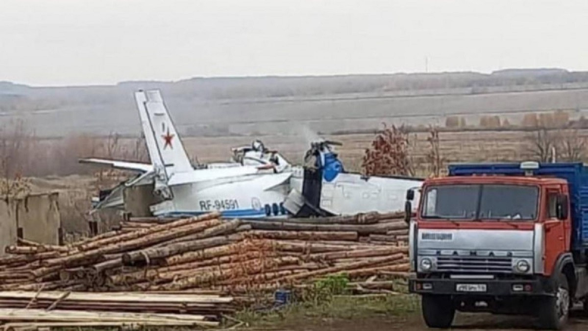 15 человек погибли при падении самолета в Татарстане