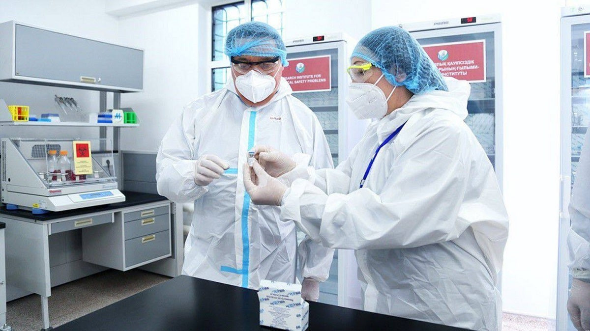 Казахстанские ученые разработали пять вакцин от коронавируса 