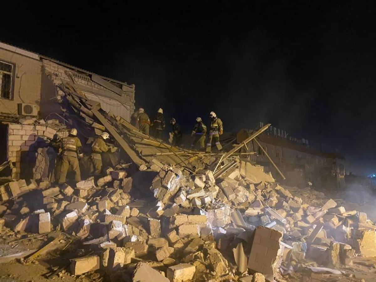 Повторный взрыв не исключают на месте разбора завалов в Актау