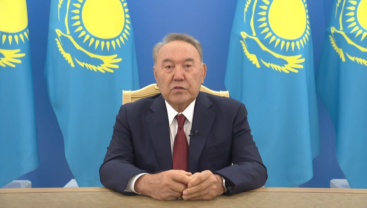 Назарбаев Қазақстан жастарына үндеу жасады 