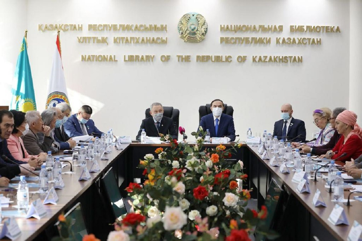 В Алматы состоялся круглый стол в честь 35-летия декабрьских событий