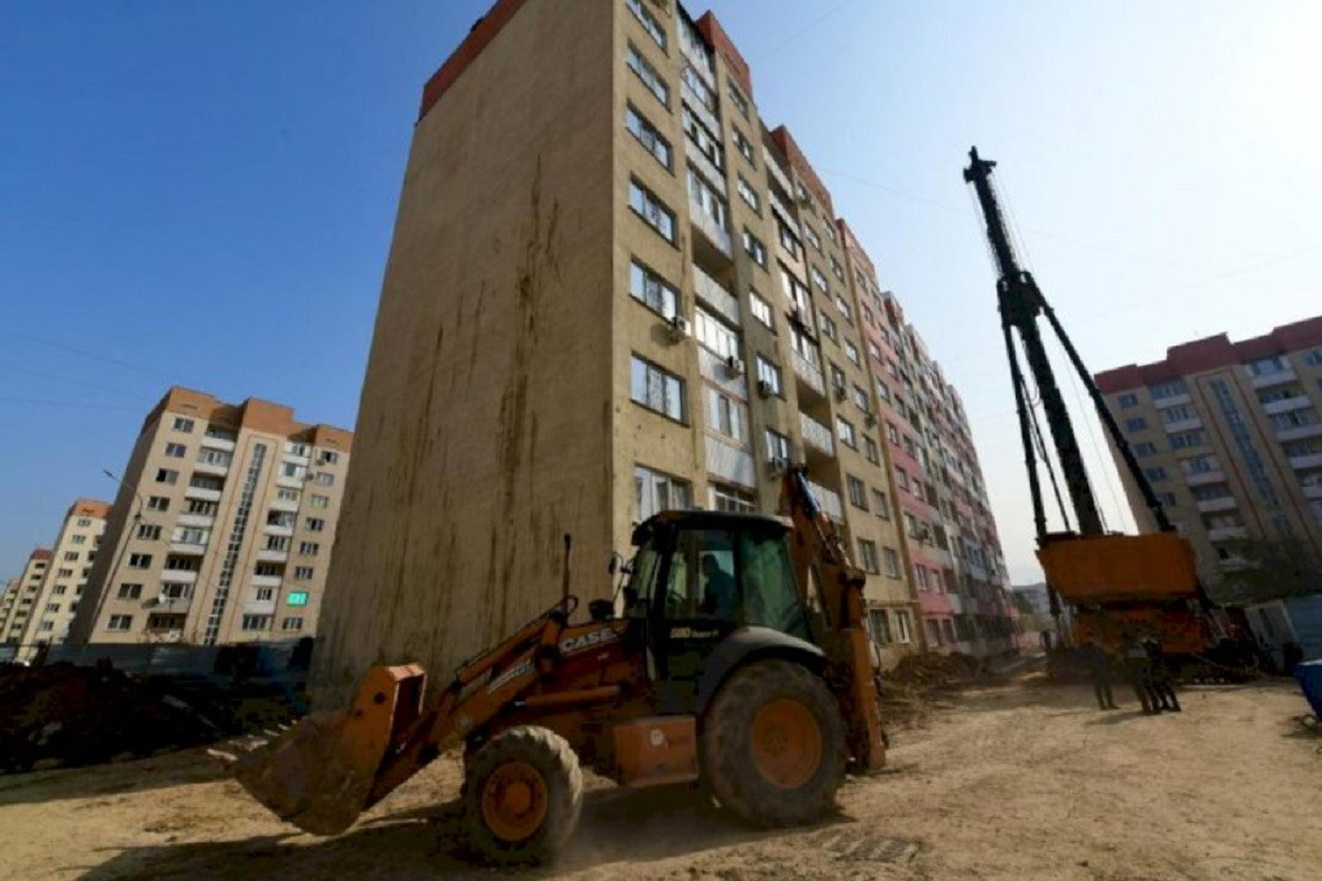 Работы по укреплению завершены в 20 жилых домах микрорайона Зердели в Алматы
