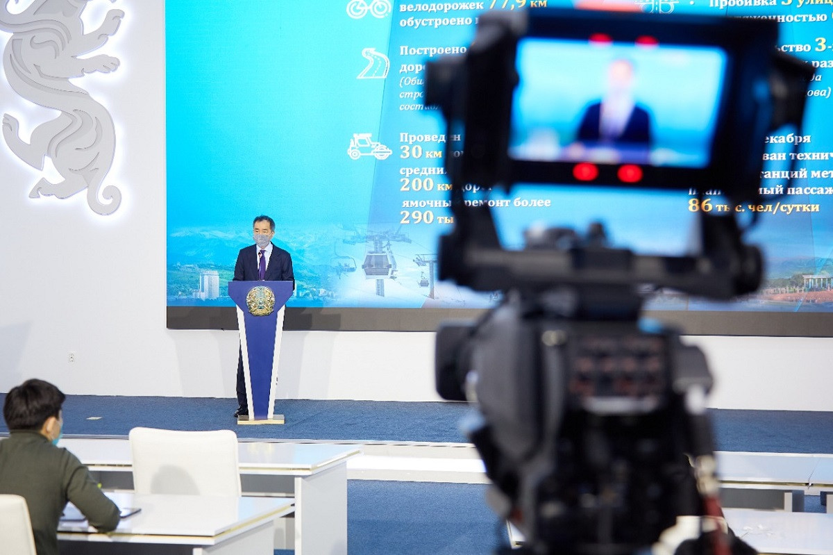 Транспорт, экология, доступное жилье: о чем говорил Б. Сагинтаев на пресс-конференции в СЦК