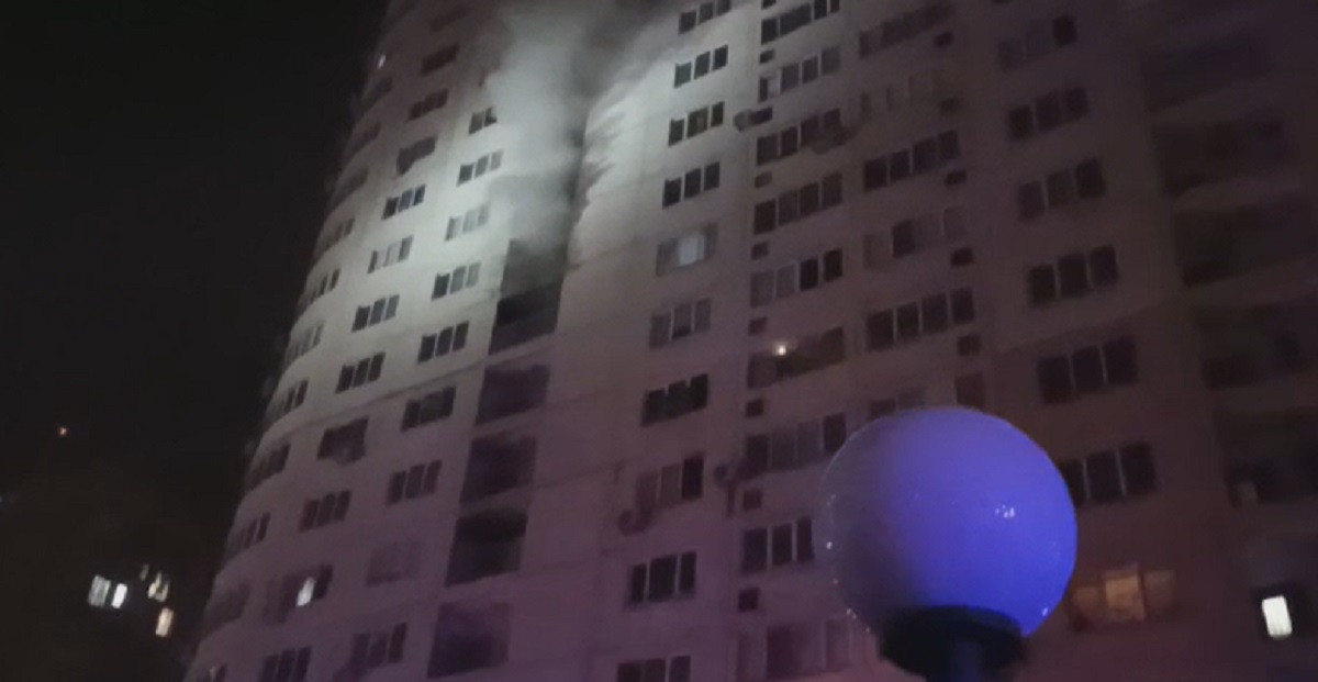 Пожар в ЖК «Алтын булак»: Эвакуировано более 120 человек