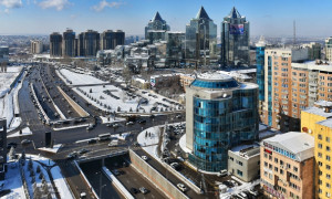 В основных отраслях экономики Алматы сохранился высокий темп роста - Сагинтаев