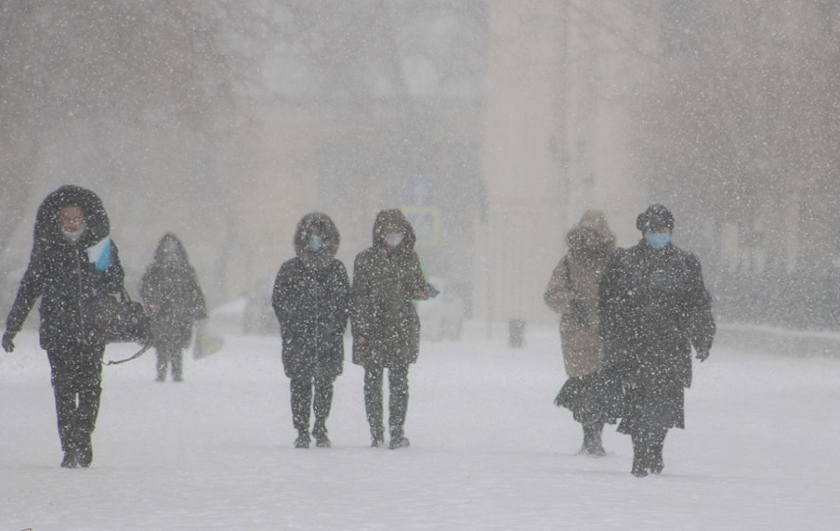 Снег, осадки и туман – прогноз погоды в Казахстане на 26 декабря