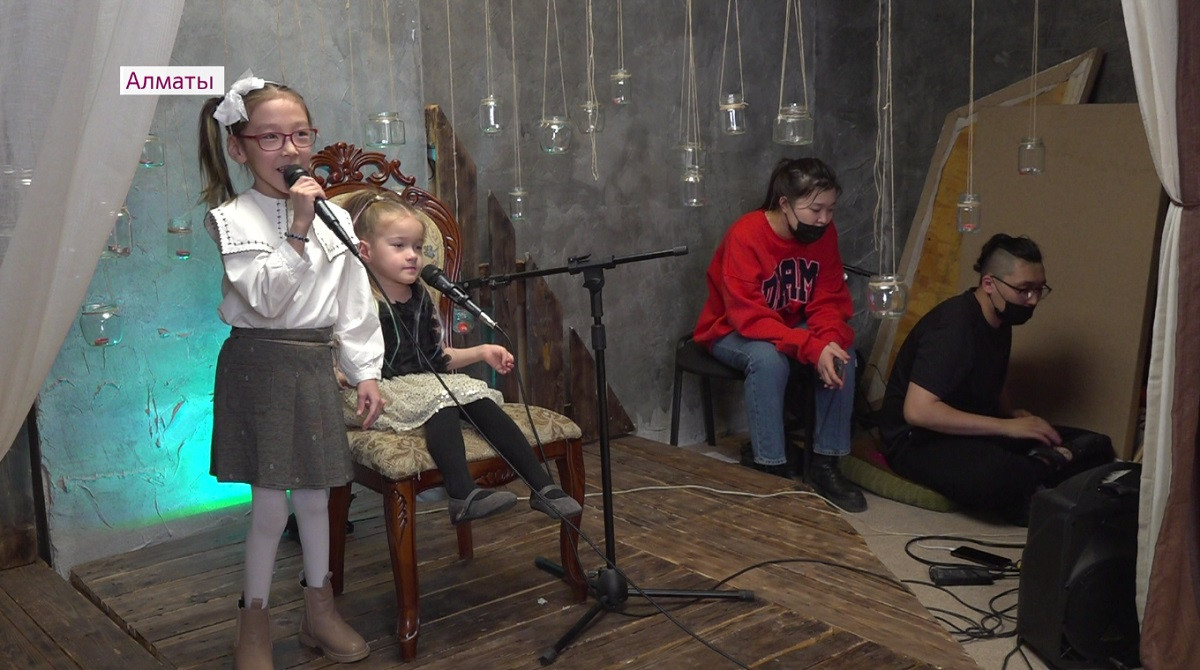 Особенные дети организовали концерт в Алматы