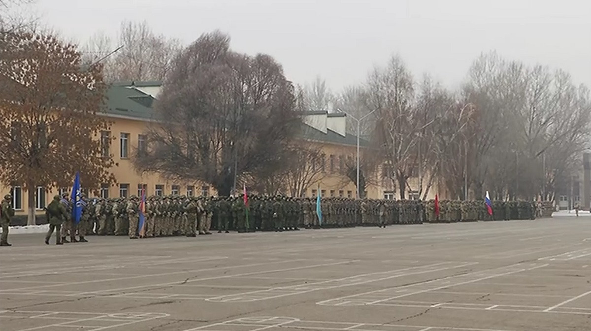 В Алматы начался вывод войск ОДКБ