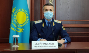 Алматы прокуроры: Бандиттер бейбіт тұрғындарды қалқан ретінде пайдаланды