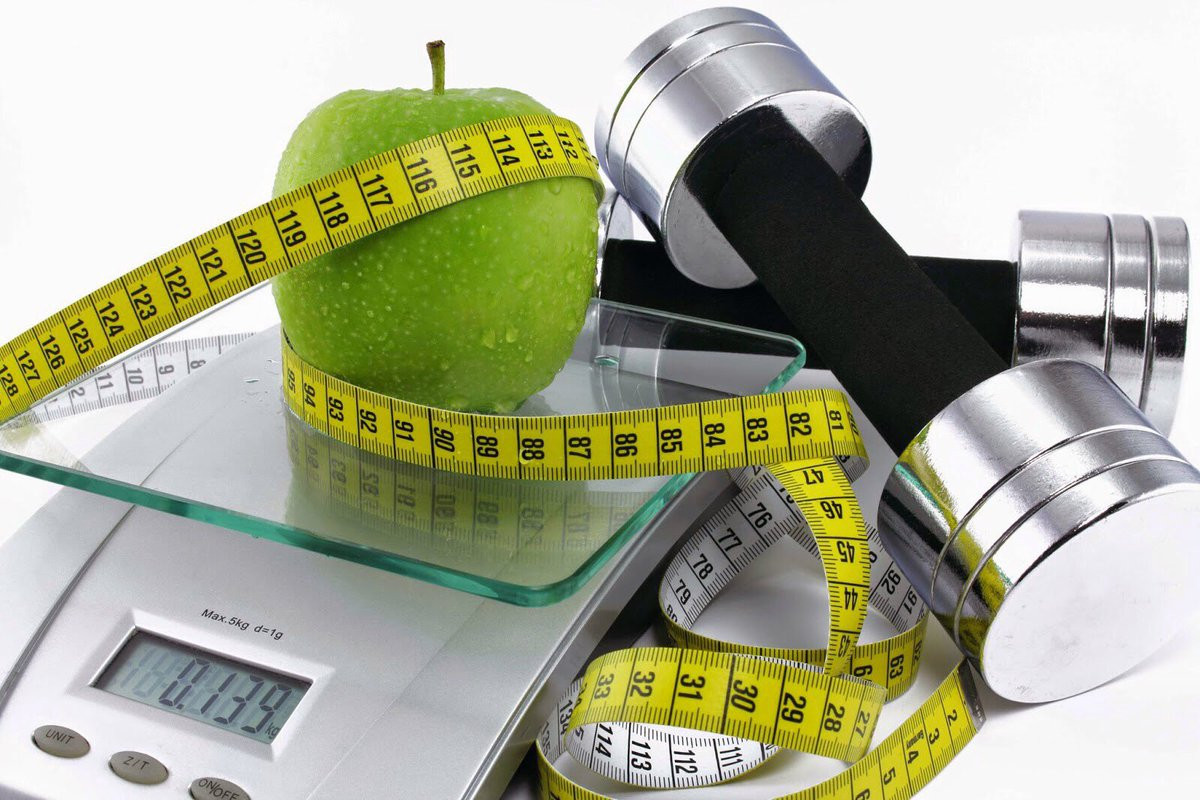 Лишний вес после 50-ти: диетологи назвали 7  простых способов похудеть