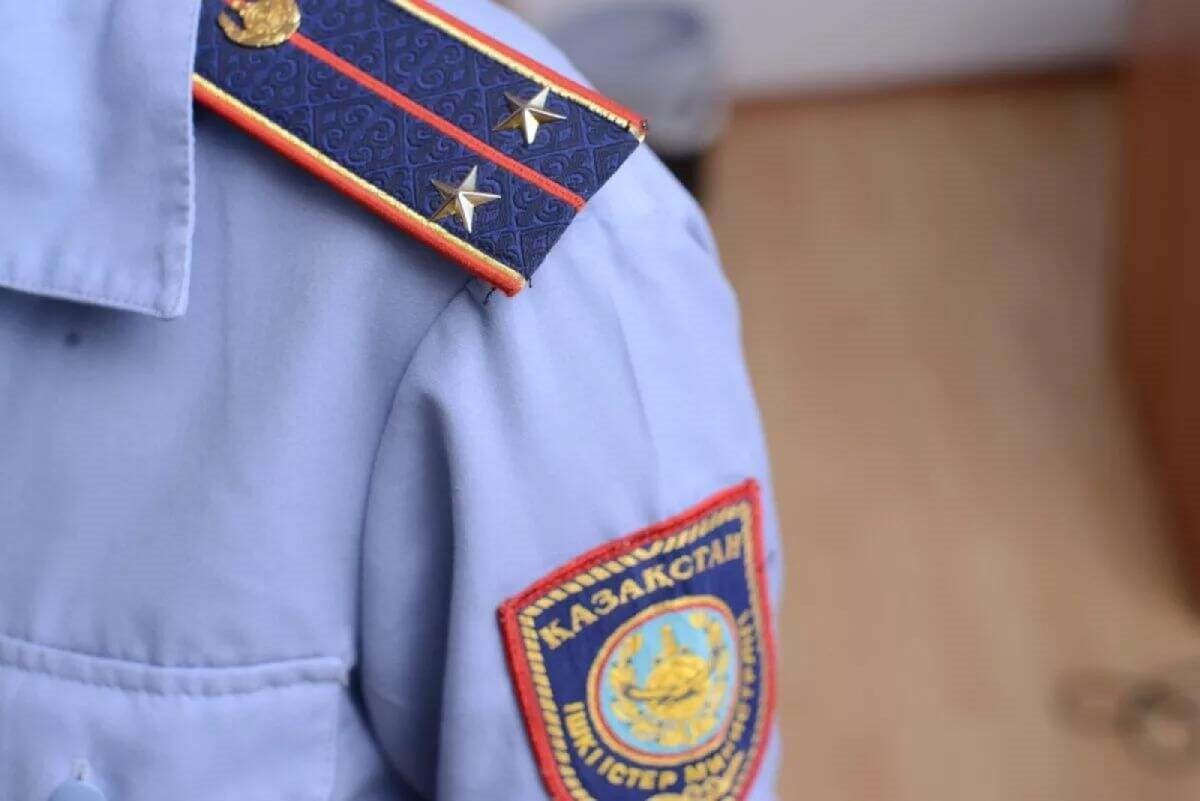 Полицейские спасли из горящей квартиры жителя Атырау