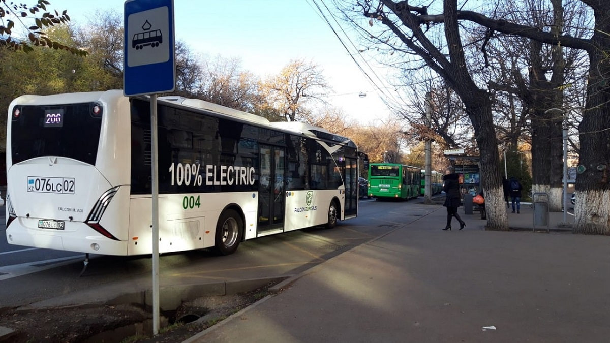 Ерболат Досаев: в Алматы увеличится количество экологически чистого транспорта