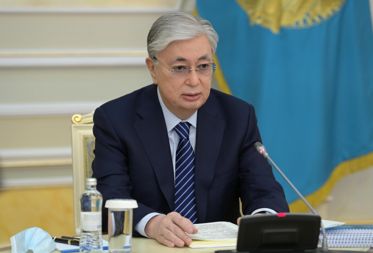 Рынок "Алтын Орда", повышение зарплат, утильсбор: о чем говорил Президент на заседании Правительства