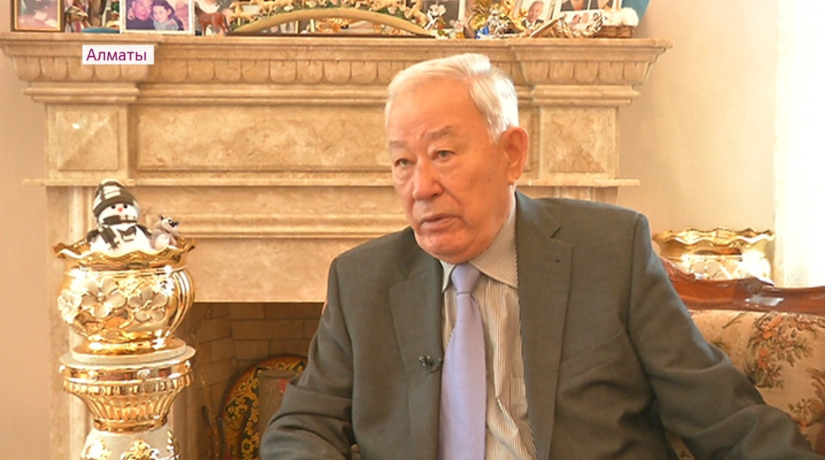 Казахстанскому ученому-экономисту Узану Искакову исполняется 80 лет