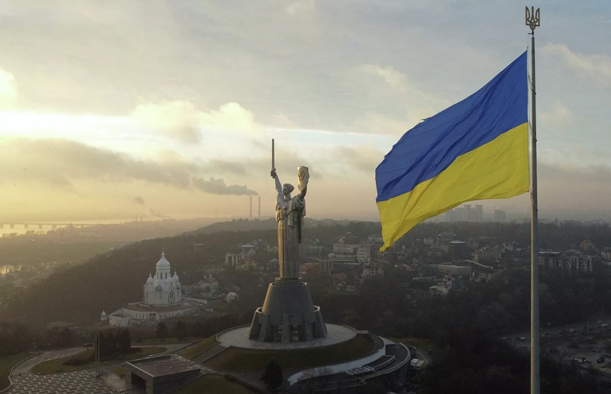 Казахстанцам не рекомендуют приезжать на Украину и участвовать в боях 