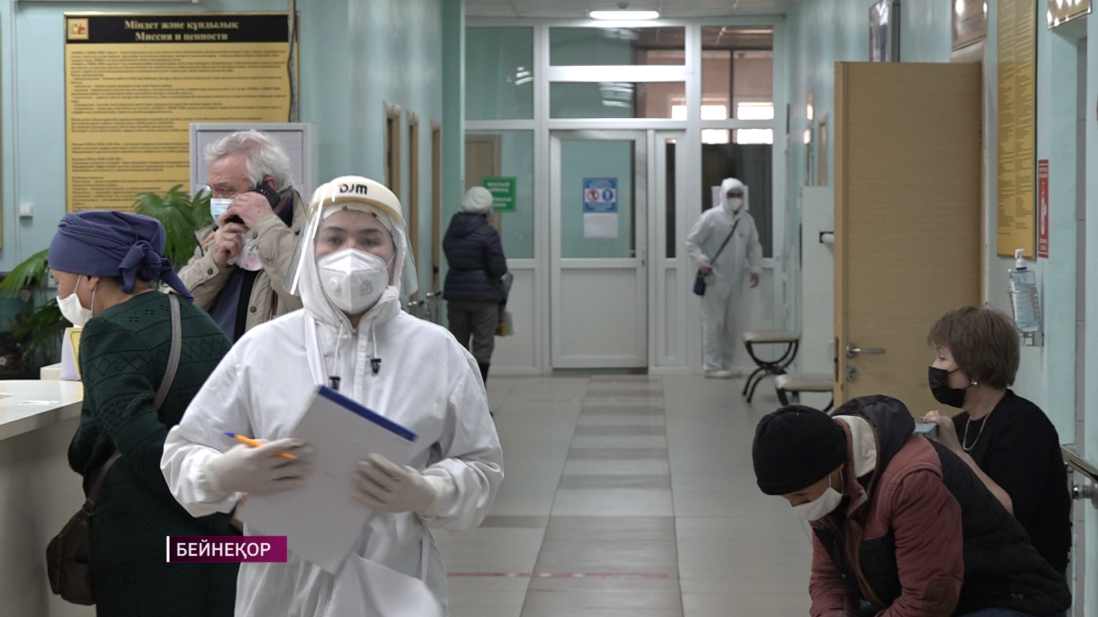 Российские врачи отнесли "омикрон" к ОРВИ 