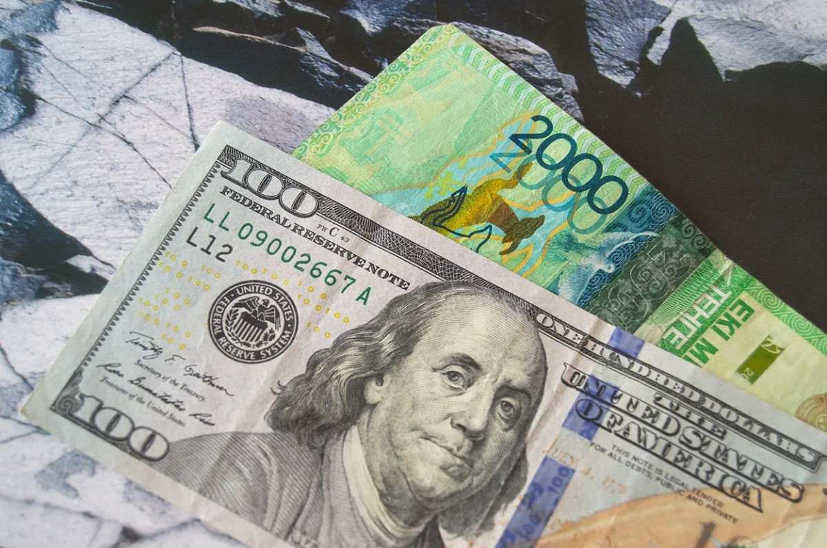 Курс доллара в Казахстане 17 марта: есть снижение