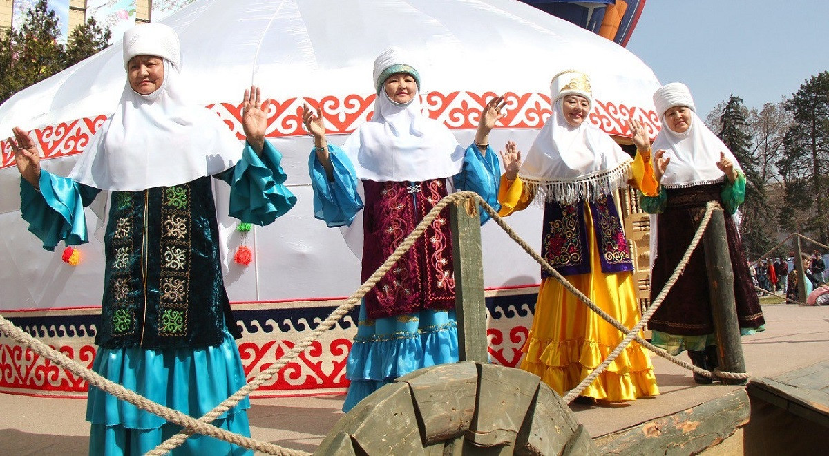 Как отмечают Наурыз мейрамы в Алматы - фоторепортаж 