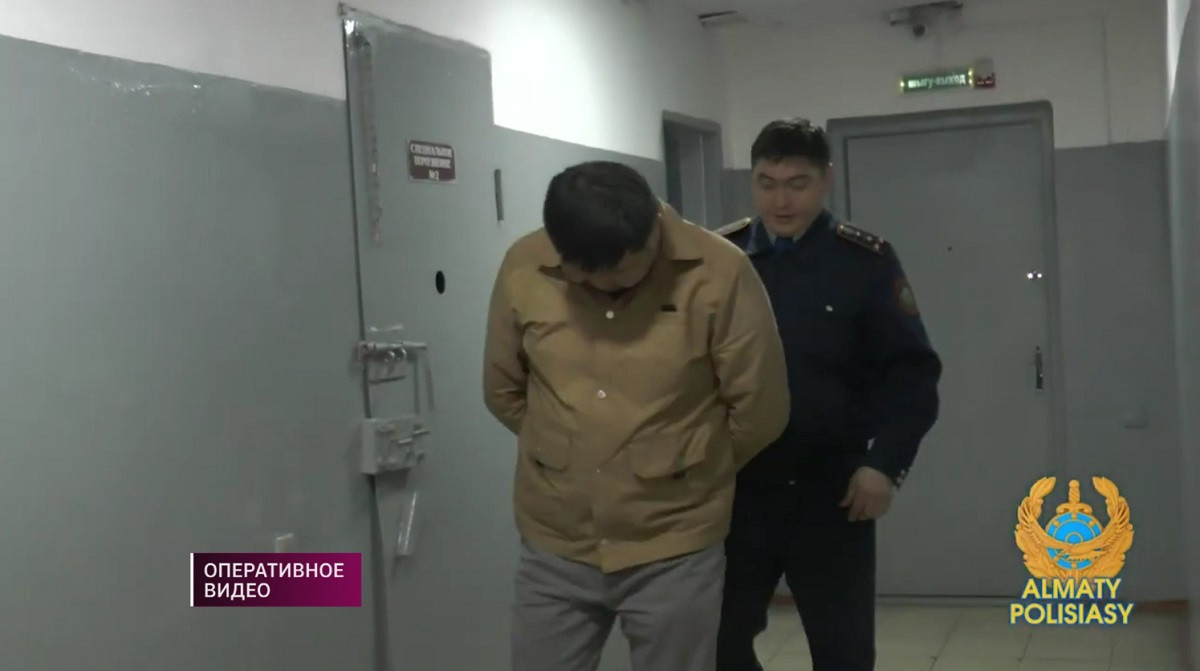 Ранения и угон авто: в Алматы задержали подозреваемых в нападении на таксиста 
