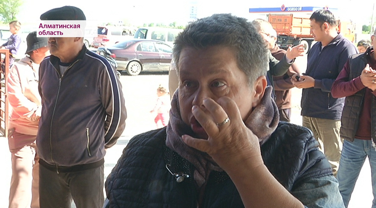 Глаза режет: жители нескольких сел Алматинской области пожаловались на запах фекалий 