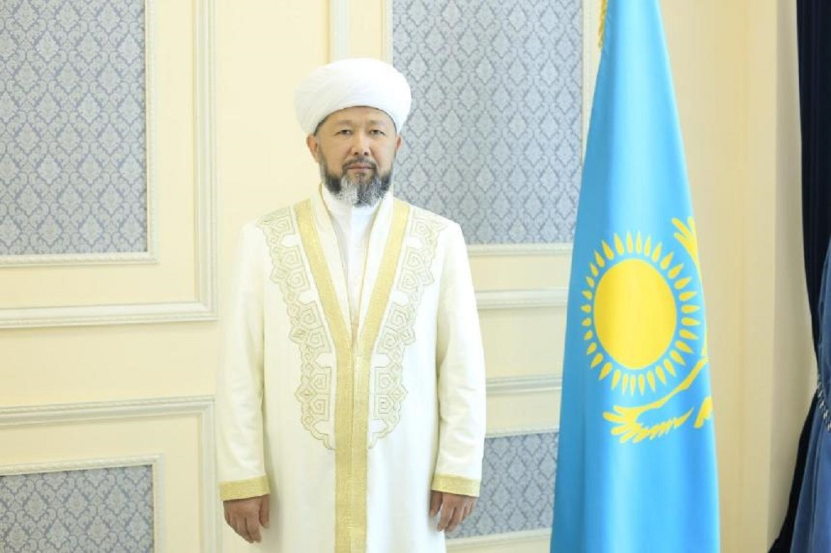 Верховный муфтий Казахстана поздравил мусульман с Ораза айт  