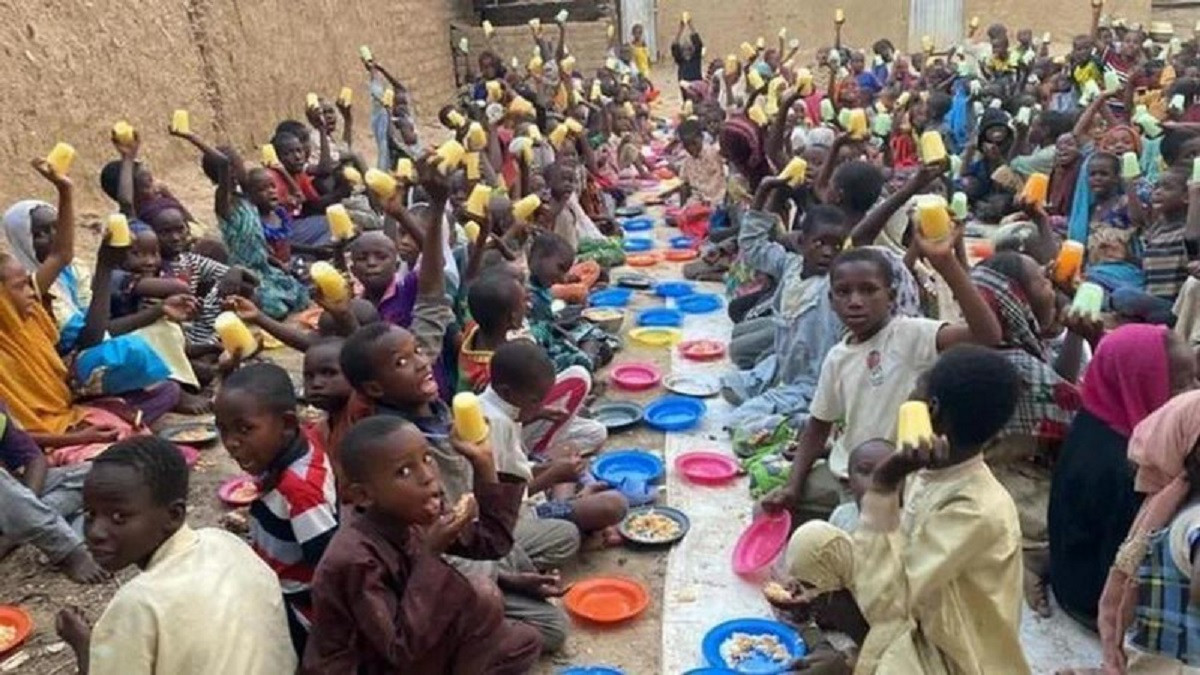 Уроженец Актау помог собрать деньги на колодец для детей из Африки