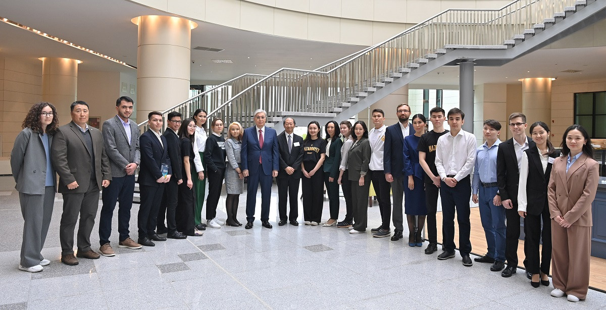 Президент посетил Nazarbayev University