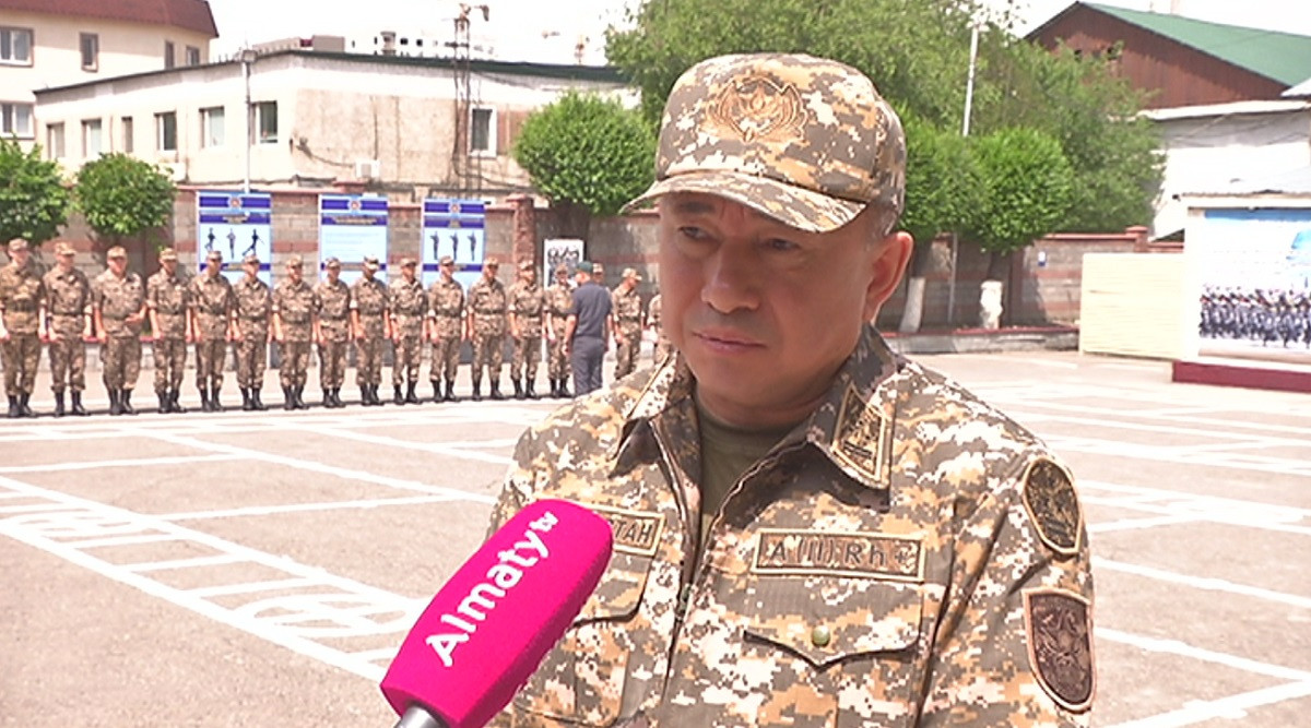 В ряды казахстанской армии планируется призвать17 000 срочников до конца июня