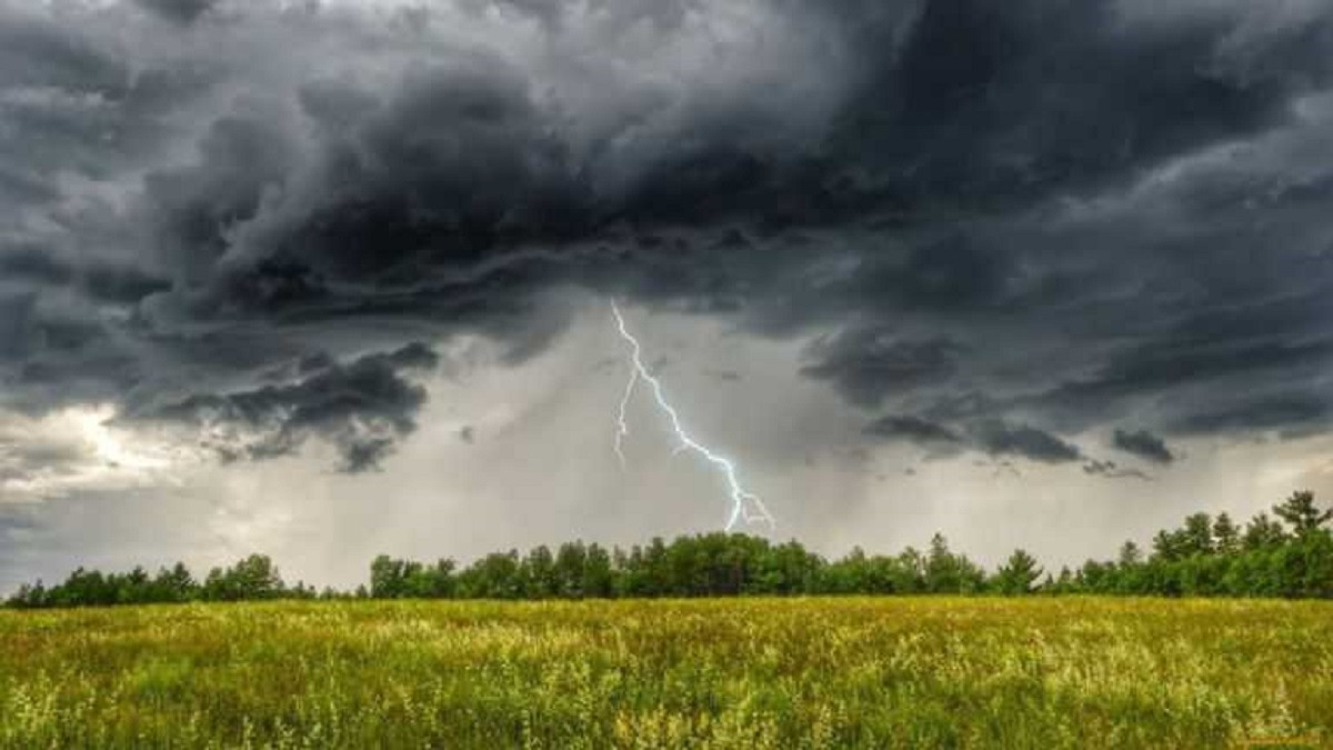 Погода в выходные дни: дожди с грозами пройдут по всему Казахстану 