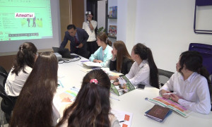 Школьники Алматы смогут бесплатно изучать турецкий язык